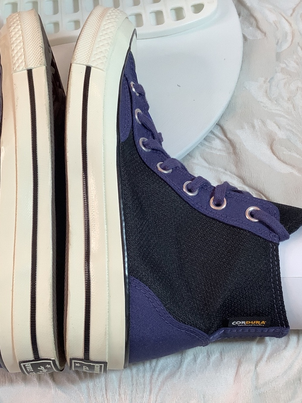 EUC Converse Allstar Chuck Taylor hi-top waterproof unisex M-5, W-7 blue black - Picture 8 of 14